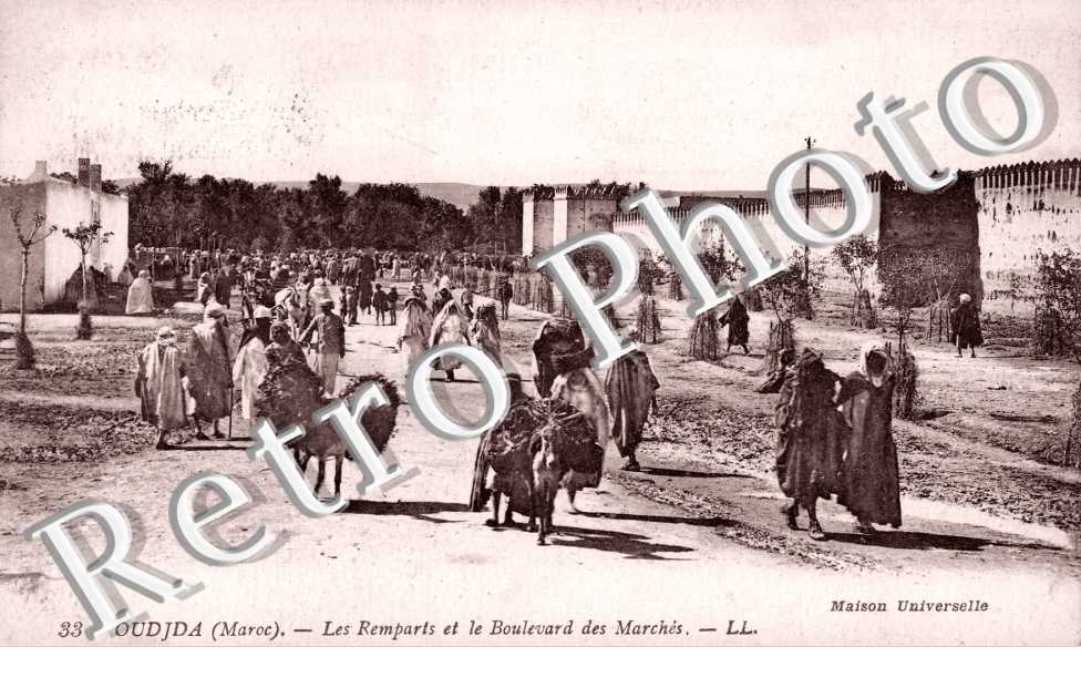 Remparts et le Boulevard des Marches