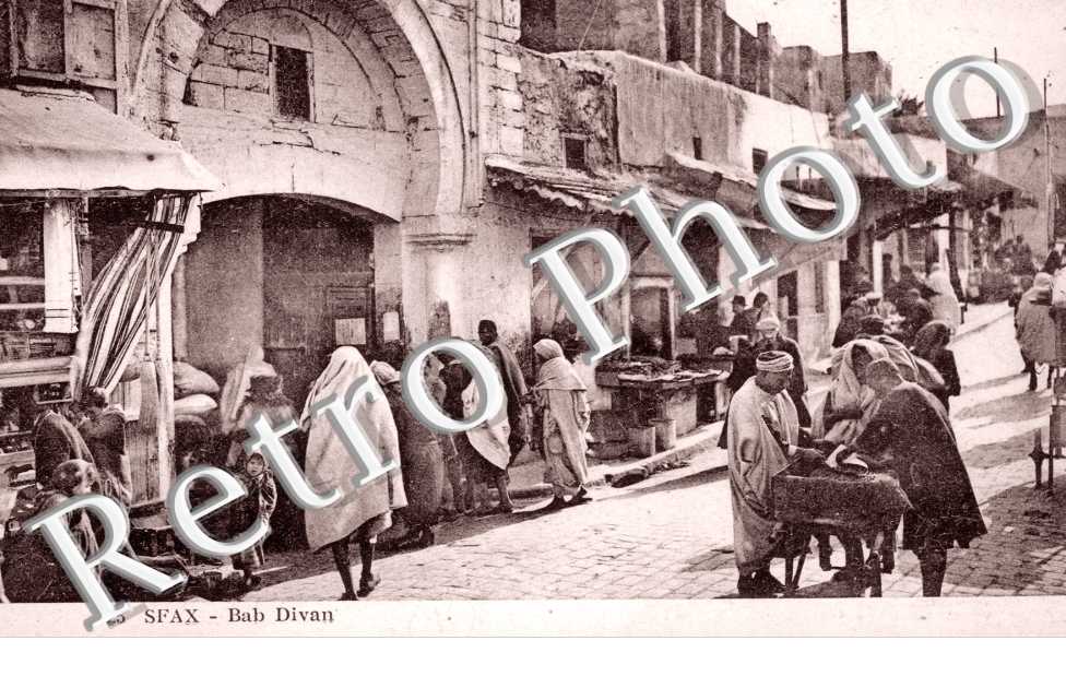Bab Divan