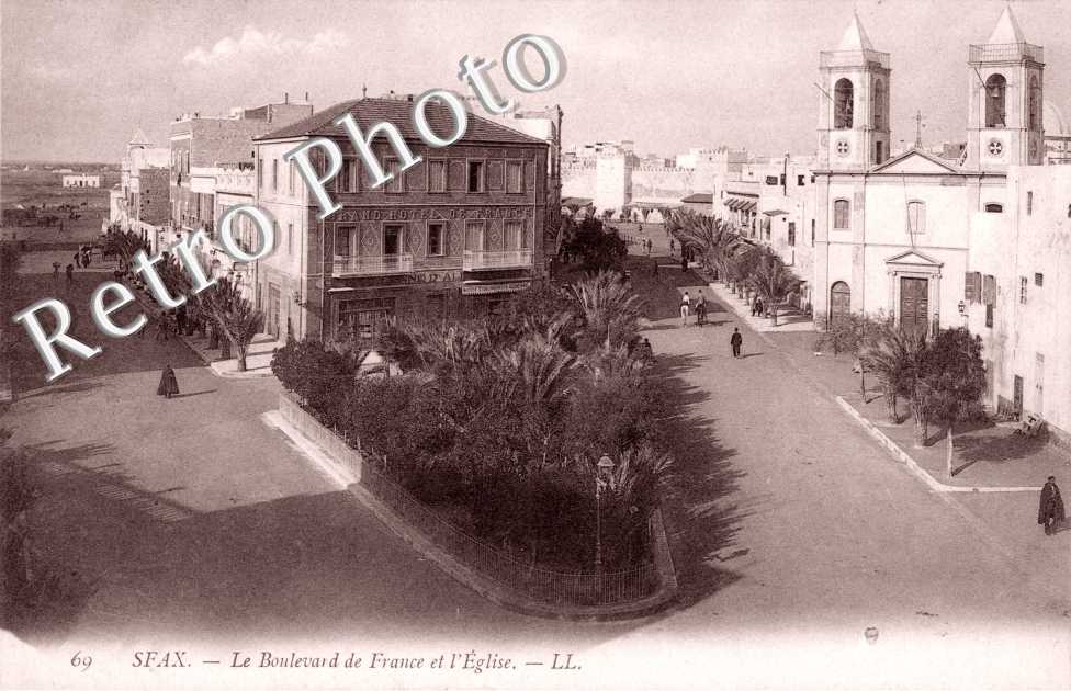 le Boulevard de France et l&#039;Eglise