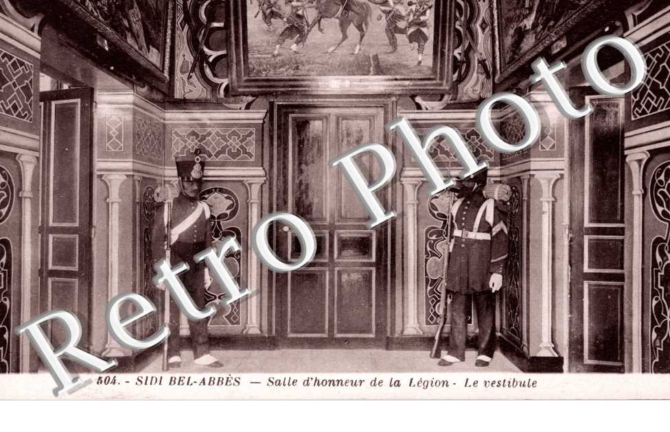 Salle d'honneur de la legion, le vestibule