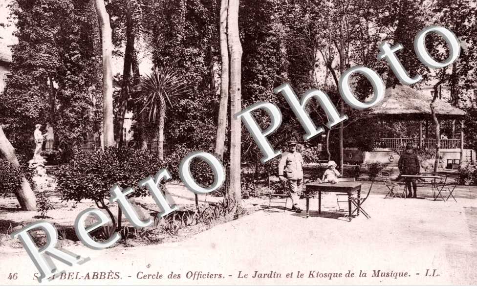 le jardin et le kiosque de la Musique