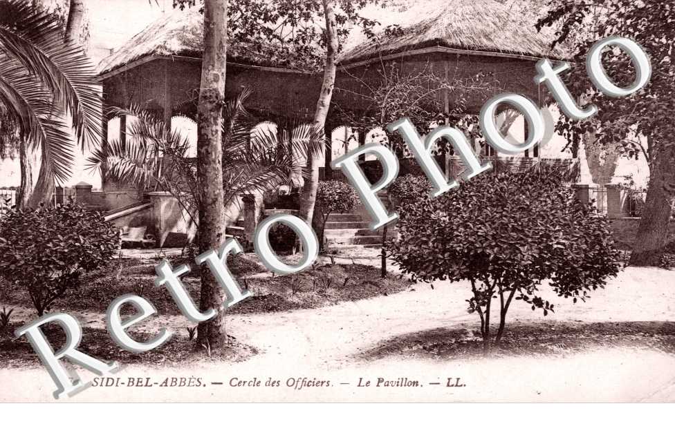 Cercles des officiers, Le pavillon