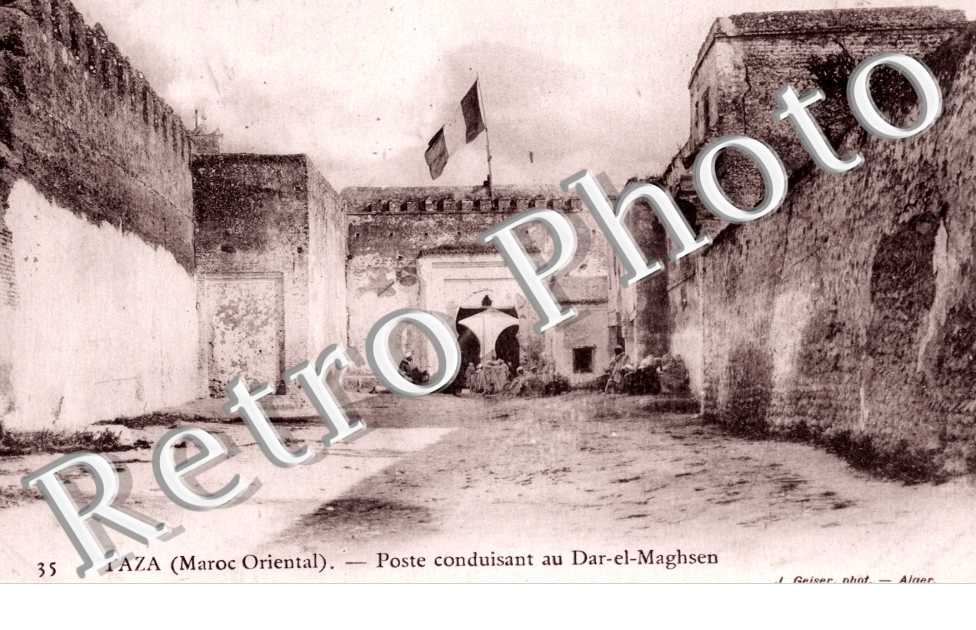 Postes conduisant au Dar-el-Maghsen