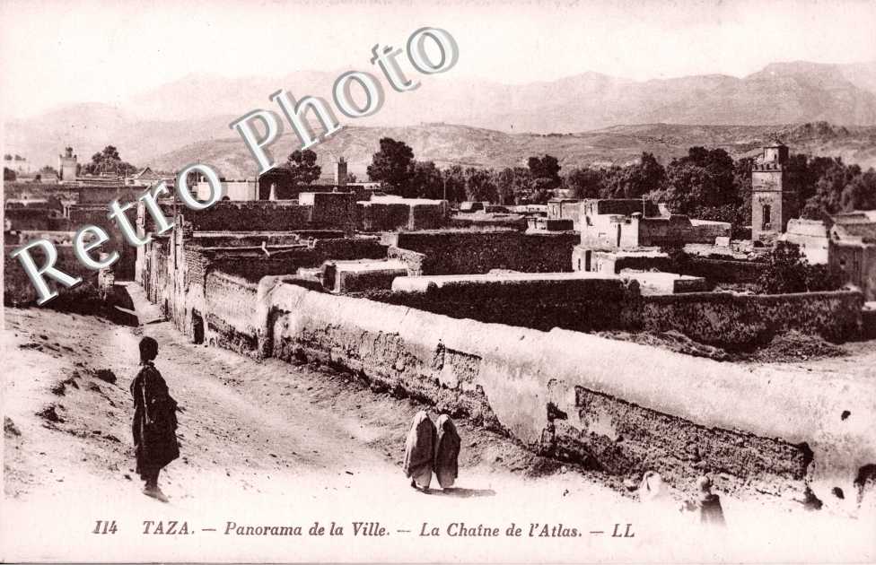 Panorama de la Ville, la Chaine de l&#039;Atlas