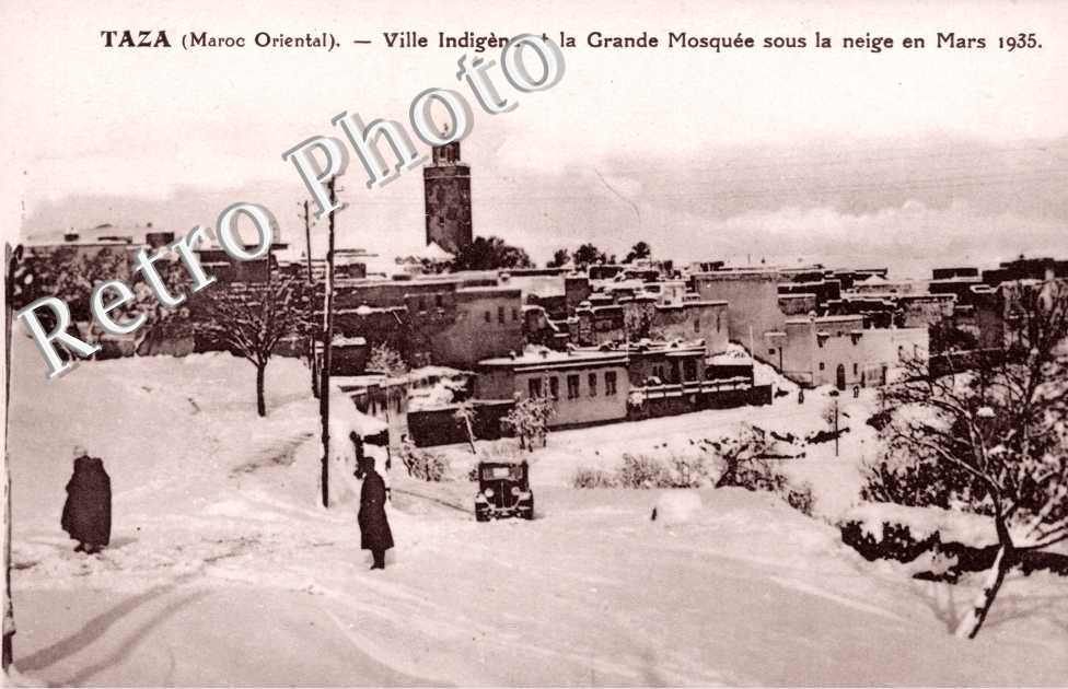 Ville Indigene et la Grande Mosquee sous la neige en Mars 1935