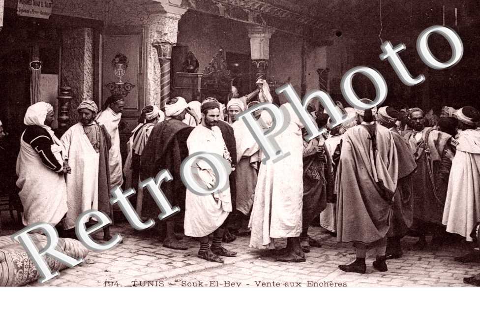 Souk-El-Bey, Vente aux Encheres