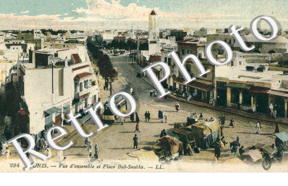 vue d&#039;ensemble et Place Bab Souika