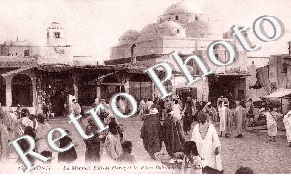la Mosquee Sidi M Harez et la Place Bab Souika