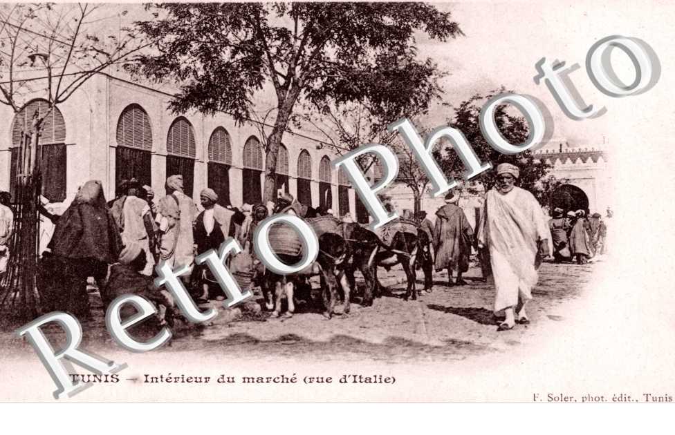 Interieur du Marche (Rue d&#039;Italie)