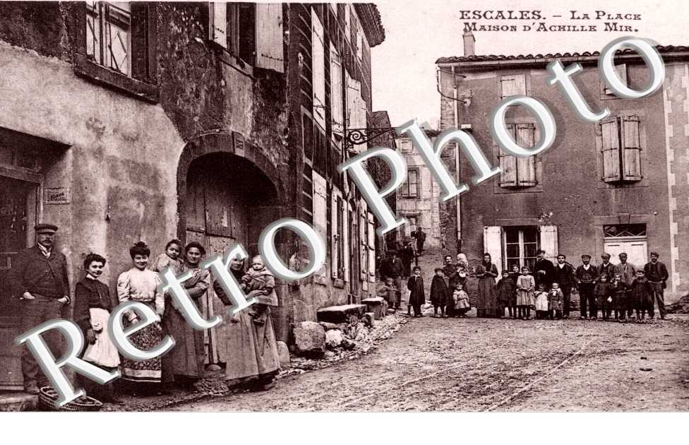 la place Maison d&#039;Achille Mir