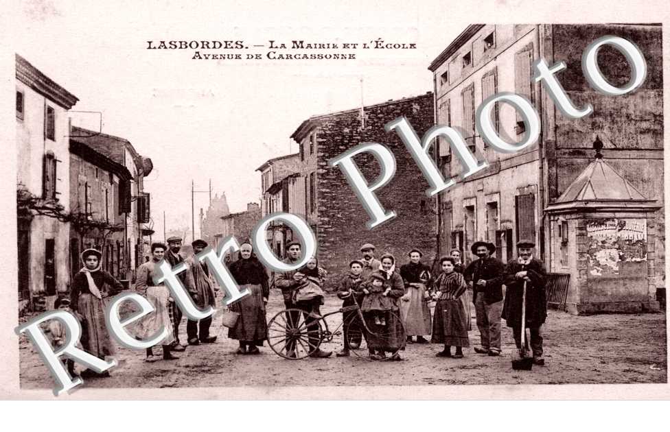 LASBORDES  La mairie et l&#039;ecole Avenue de Carcassonne