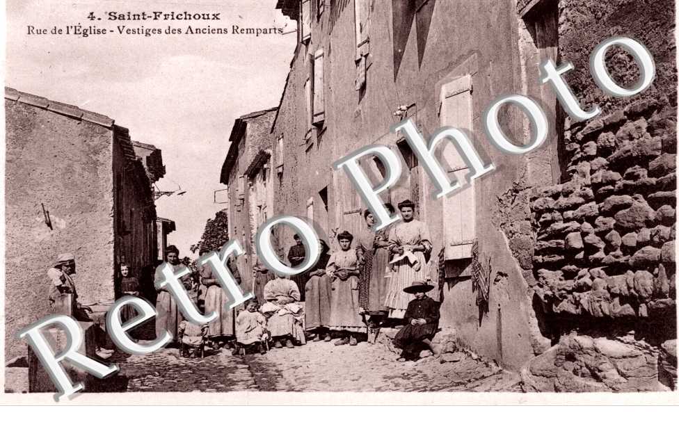 rue de l&#039;eglise Vestiges des anciens remparts
