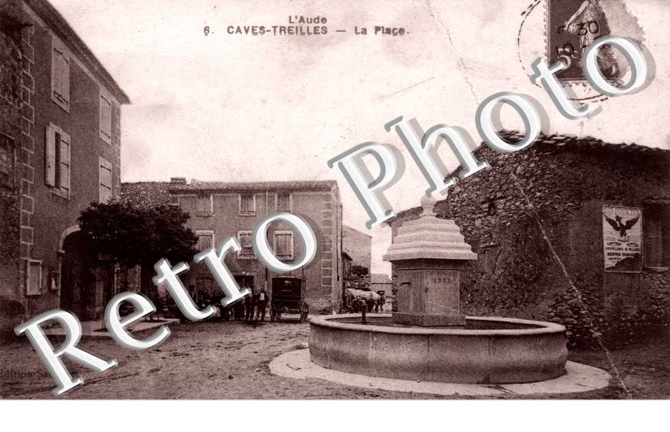 Caves-Treilles La place