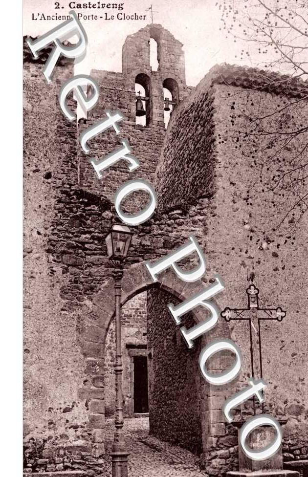 l&#039;ancienne porte  Le clocher