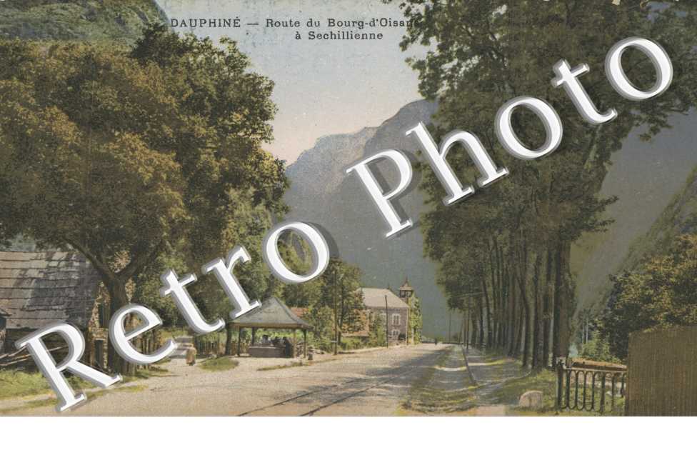 Route du Bourg d&#039;Oisans a Sechillienne