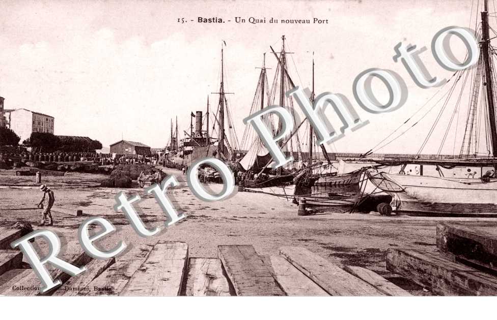 un quai du nouveau port