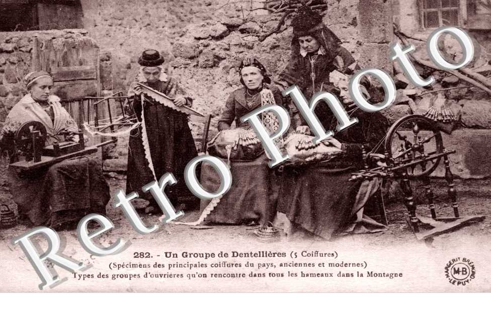 groupe de dentellieres