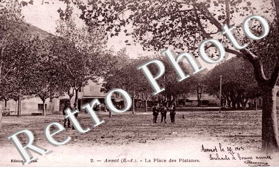 la place des Platanes