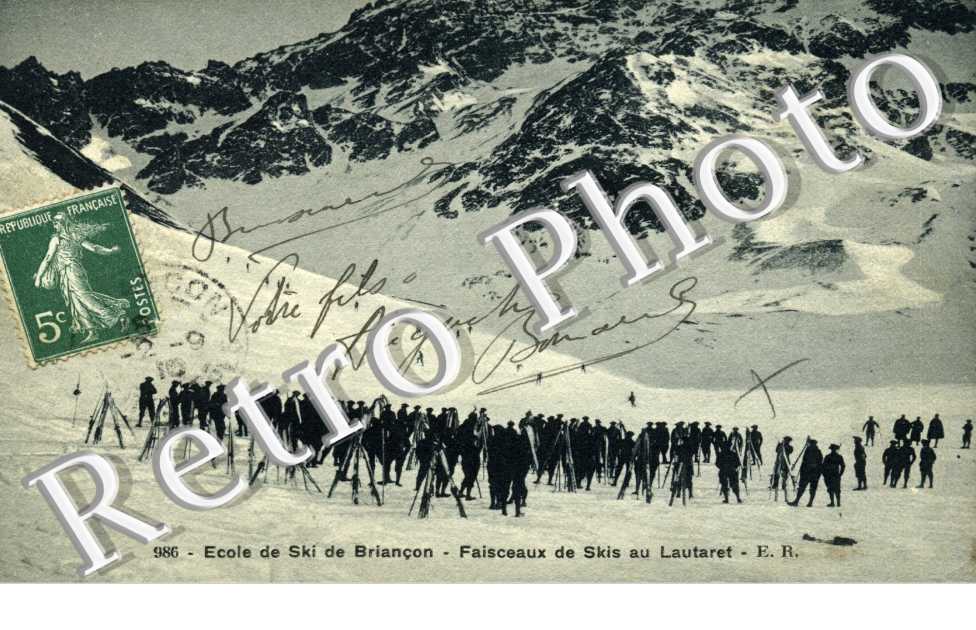 Ecole de Ski - Faisceaux de ski au lautaret