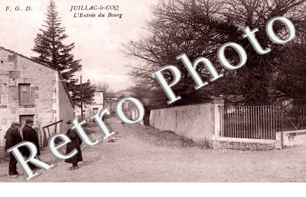 l&#039;entree du bourg