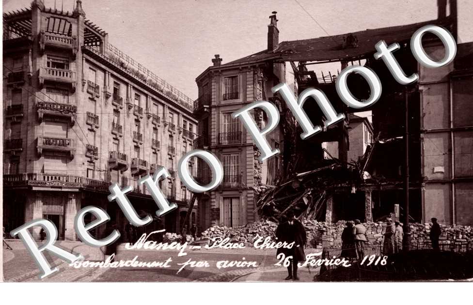 Place Thiers bombardement le 26 frier 1918