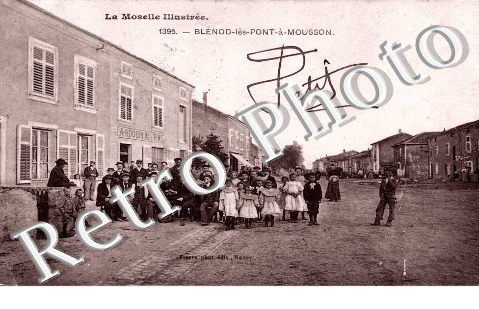 Une rue ARDOUIN maison de vins