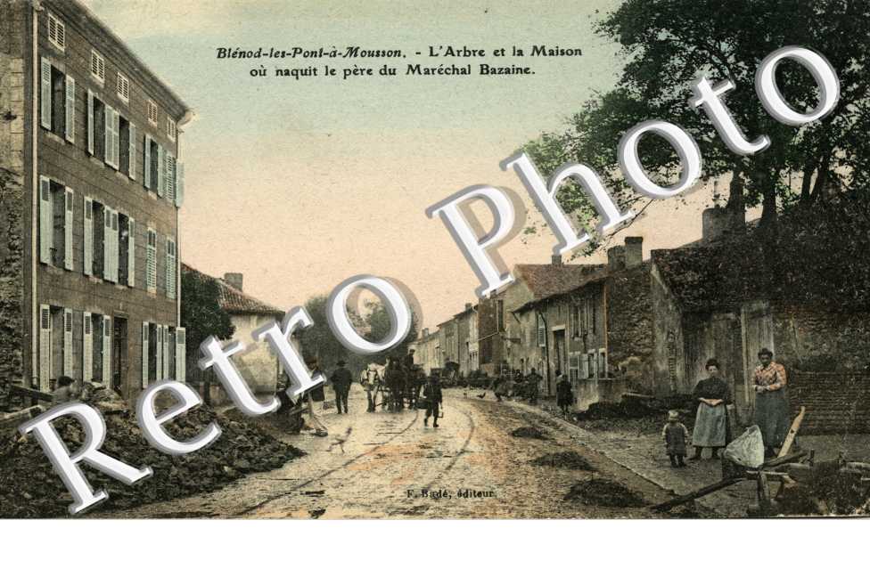 l&#039;arbre et la maison ou naquit le pere du Marechal Bazaine