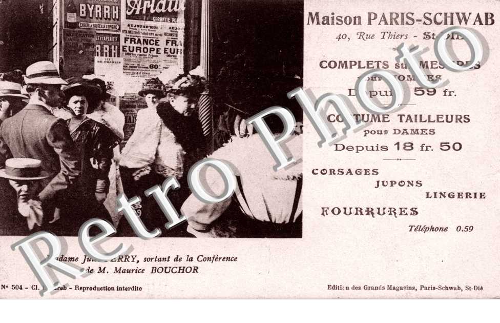 Maison Paris-Schwab  40 rue Thiers  -  Mme Jules Ferry sortant de la conference de M. Maurice Bouchor