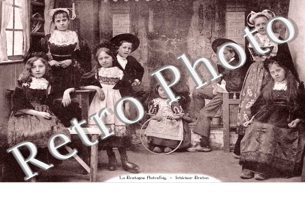 petites filles, costumes, folklore