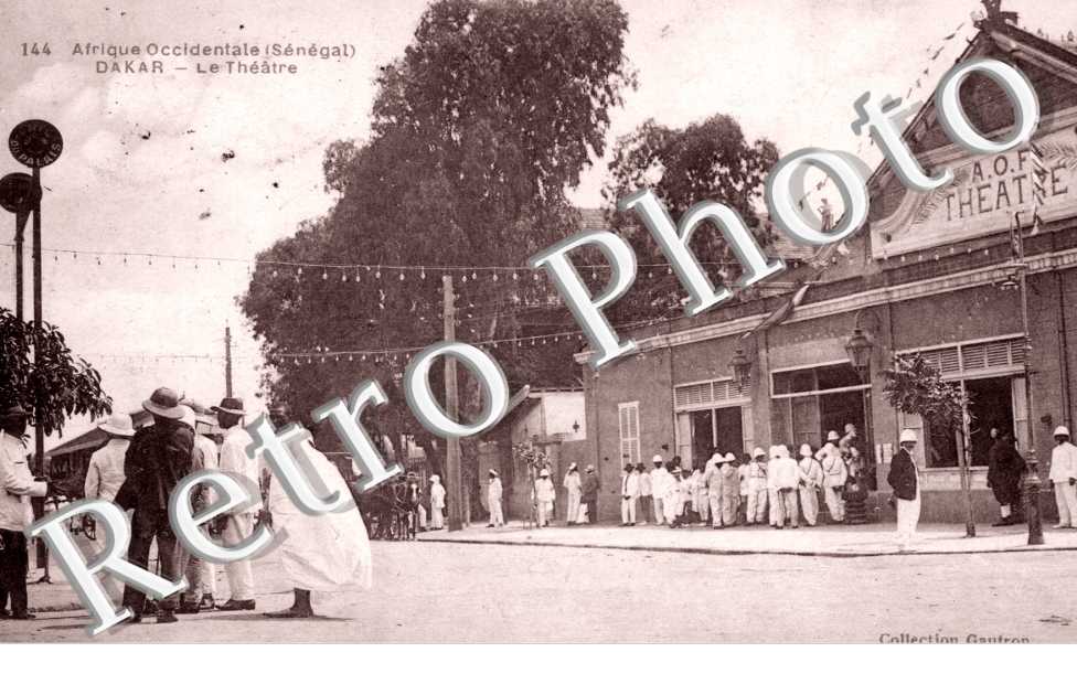 Le Theatre