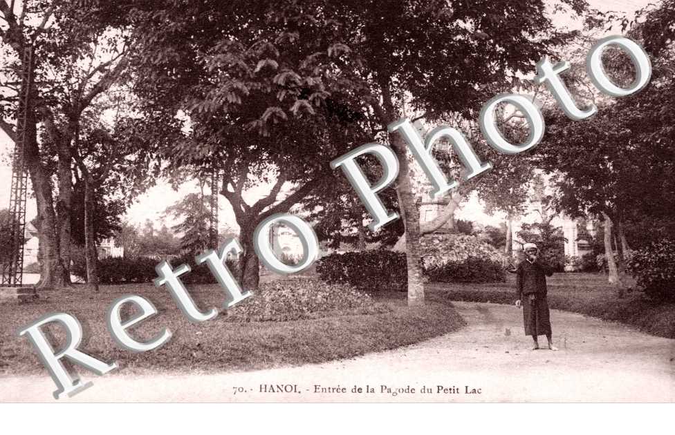 Entree de la Pagode du Petit lac
