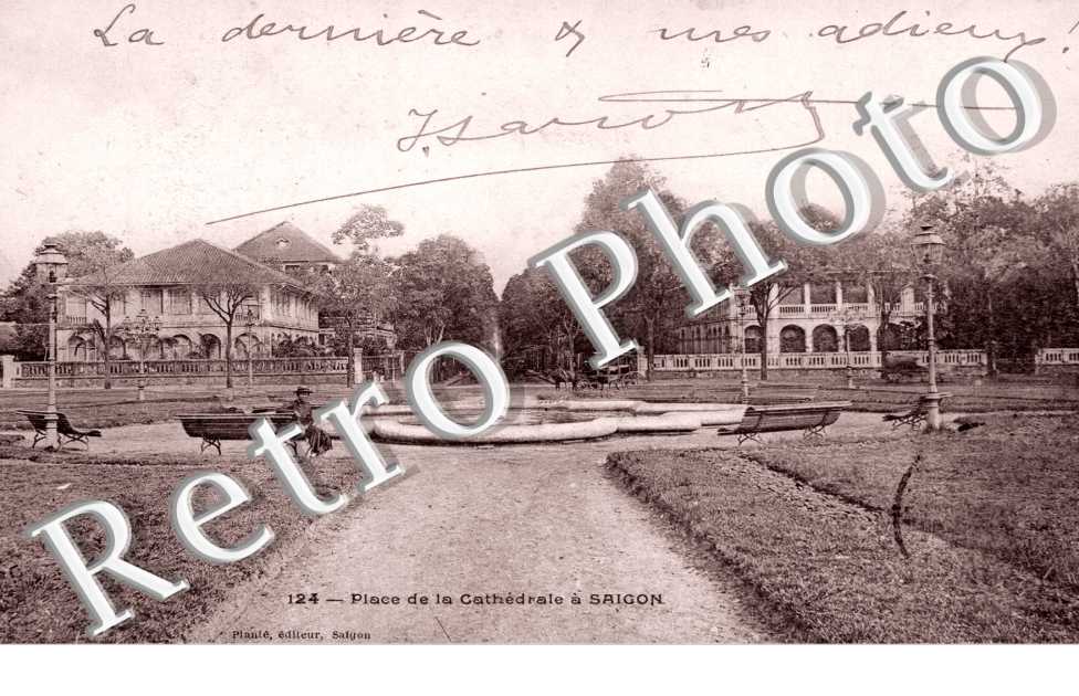 Saigon, Place de la Cathedrale
