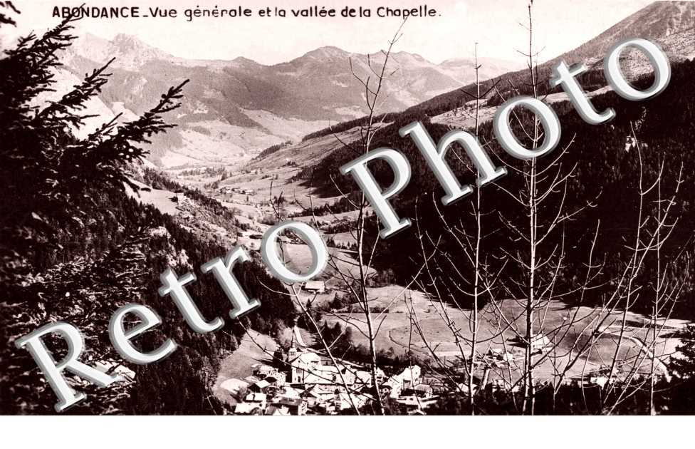 Vue générale  et la vallée de la Chapelle  -  années 40