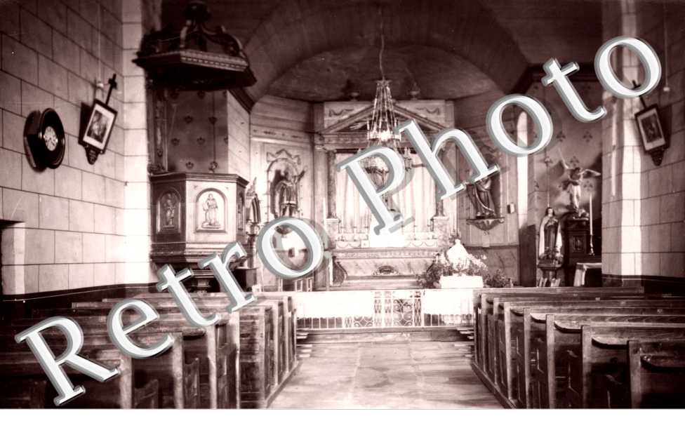 Interieur de l&#039;eglise   -   annees 60