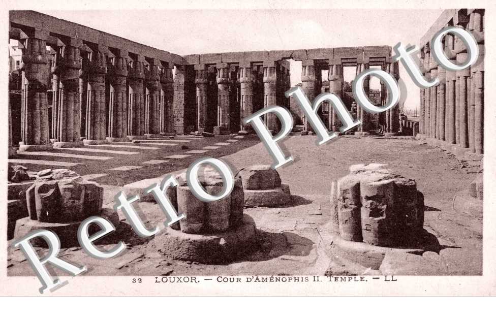 Cour d'Amenophis II et le Temple