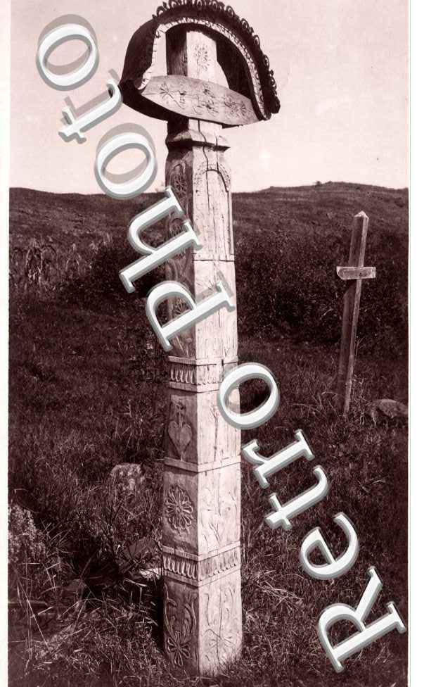 Croix au Cimetiere de Horny Tisovnik