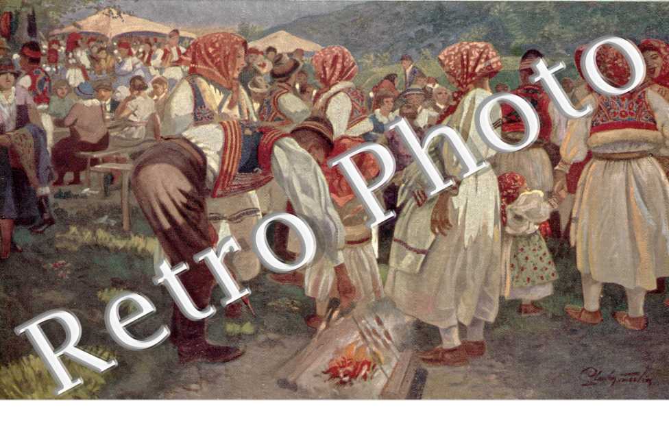  National Costumes, Roasters