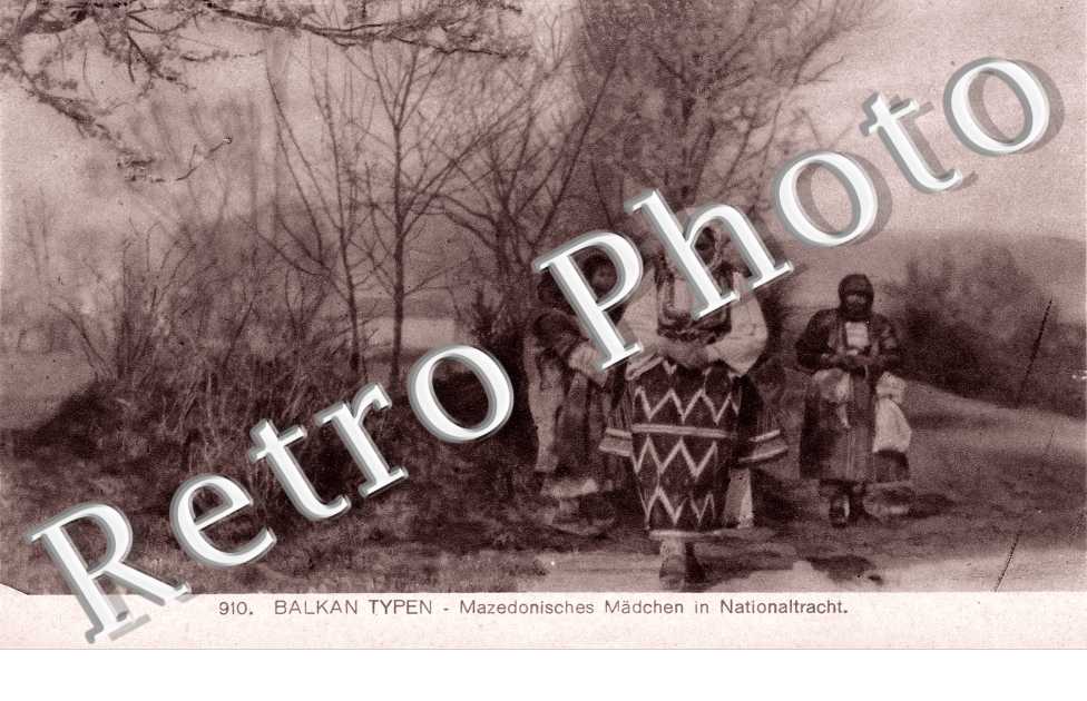Mazedonisches Madchen in Nationaltracht