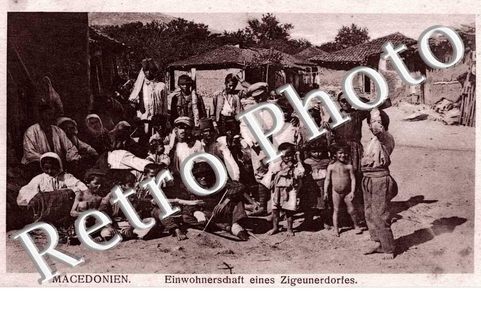 Einwohnerschaft eines Zigeunerdorfes