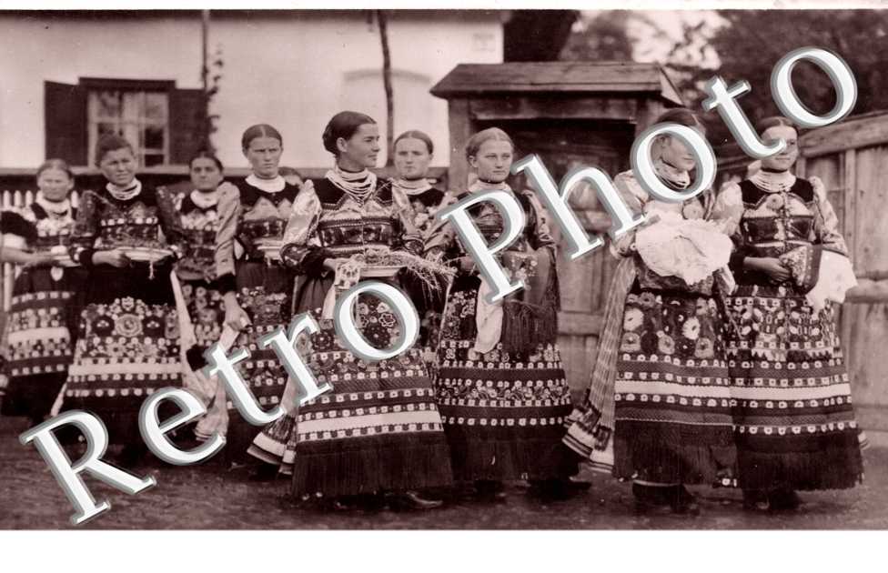 Costumes populaires de Mezokovesd