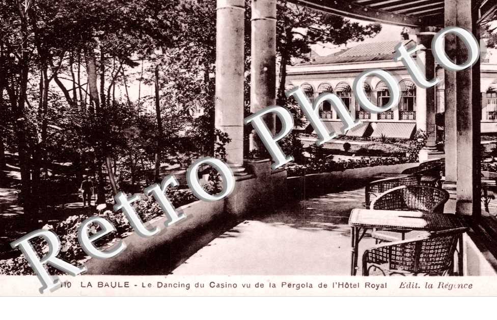 Le Dancing du Casino, vu de la Pergola de l&#039;Hotel Royal