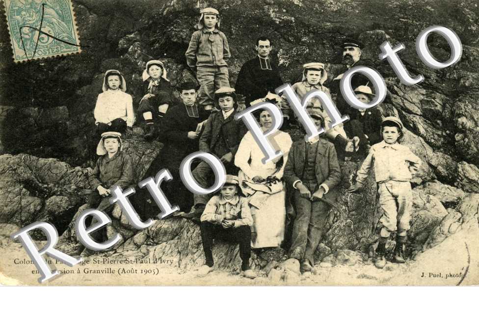 Colonie du patronage Saint Pierre Saint Paul d&#039;Ivry en excursion a Granville (aout 1905)