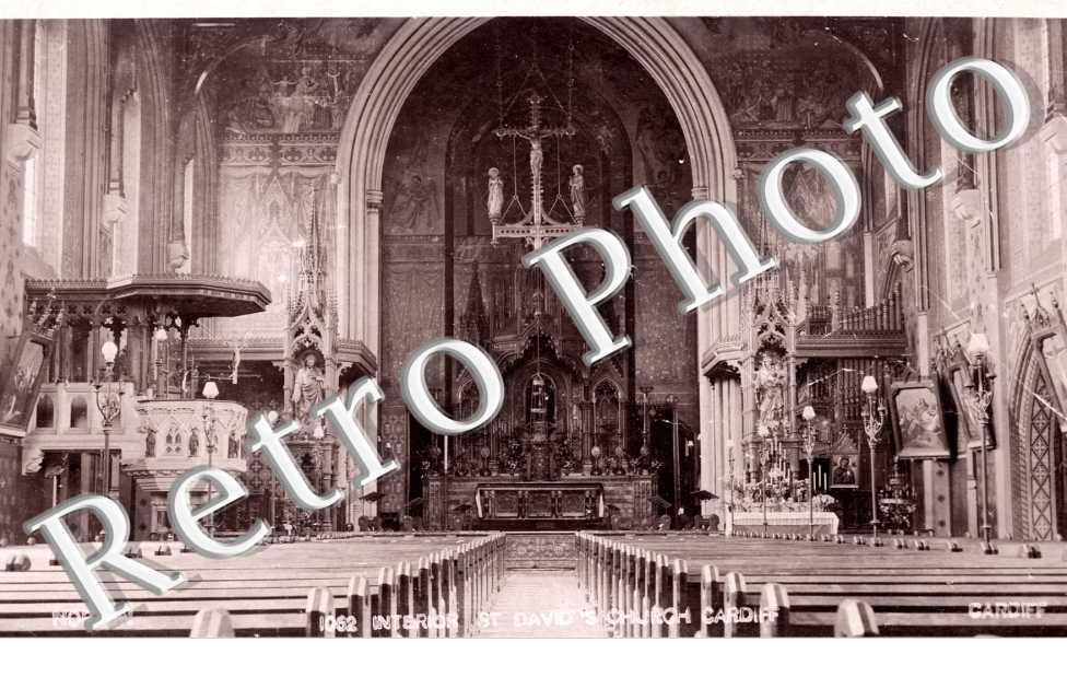 Interior St David&#039;s Church