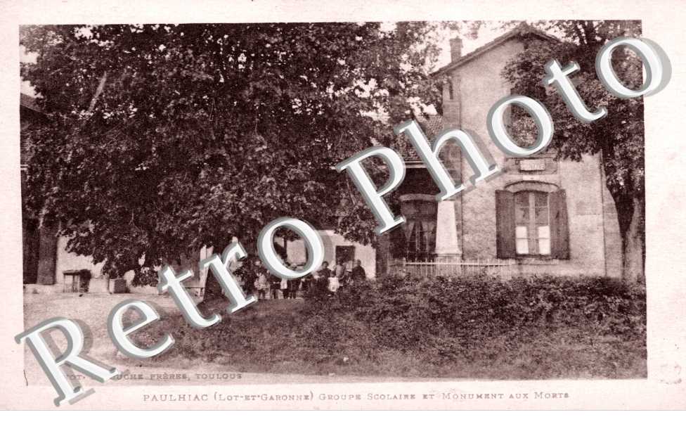 Groupe Scolaire et Monument aux Morts