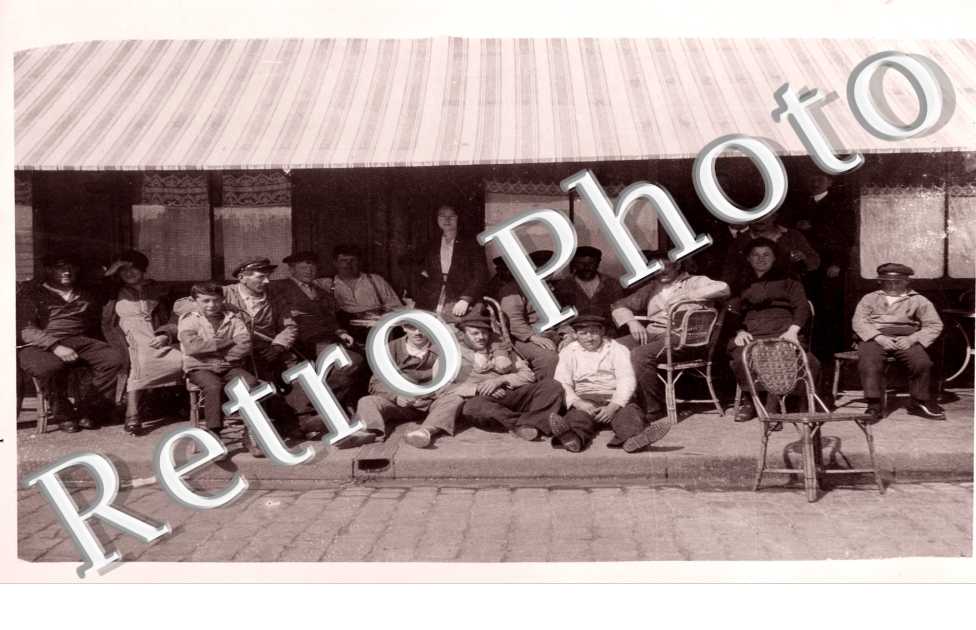 TERRASSE DE BAR