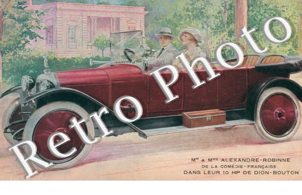 Mr et Mme Alexandr Robinne de la Comedie Francaise dans leur 10 HP De Dion Bouton