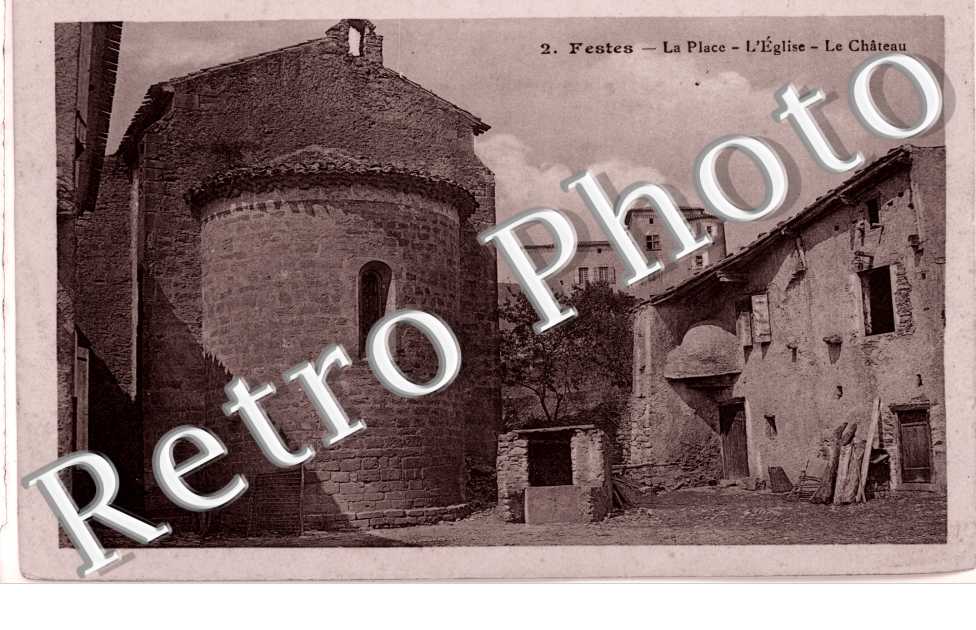 la Place l&#039;eglise Le chateau