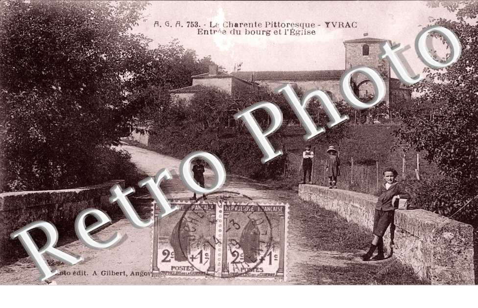 entree du bourg et l&#039;Eglise