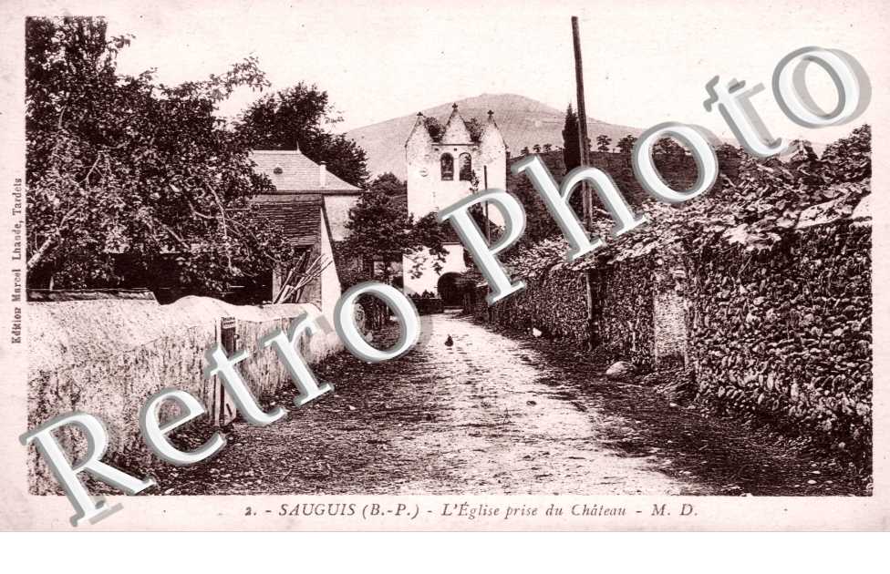 l&#039;Eglise prise du Chateau