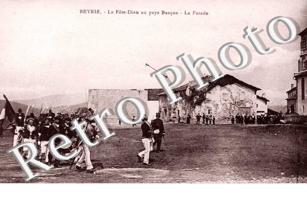 La Fete Dieu - La Parade
